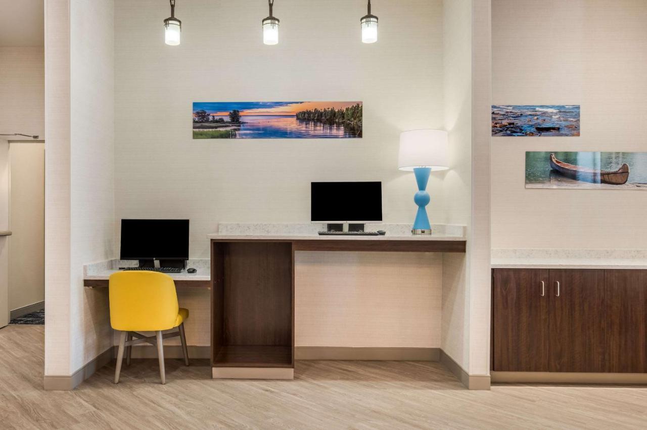 Mainstay Suites Gaylord Buitenkant foto