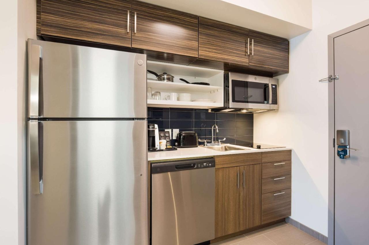 Mainstay Suites Gaylord Buitenkant foto