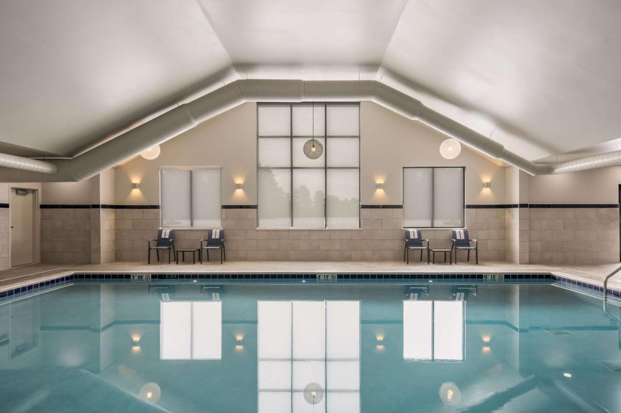 Mainstay Suites Gaylord Buitenkant foto