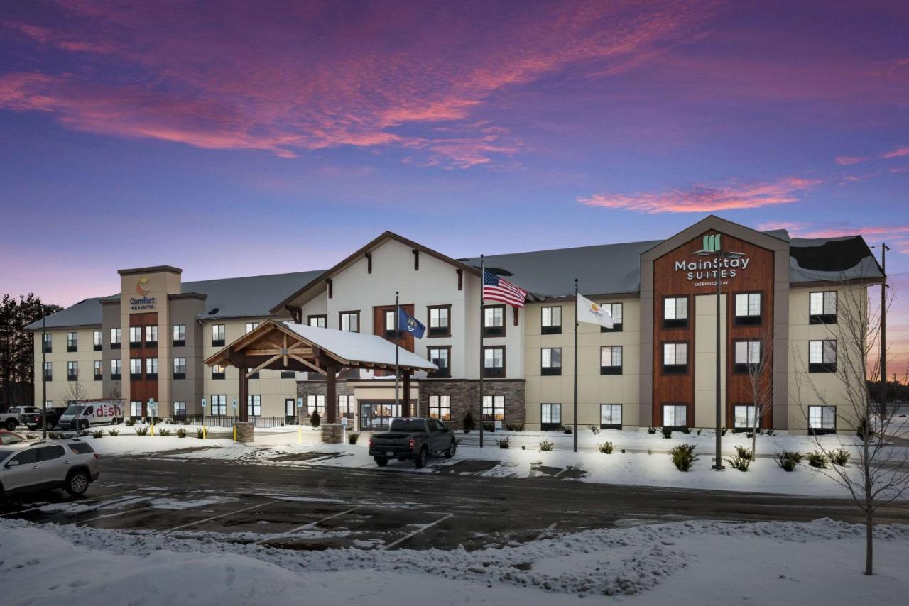 Mainstay Suites Gaylord Buitenkant foto